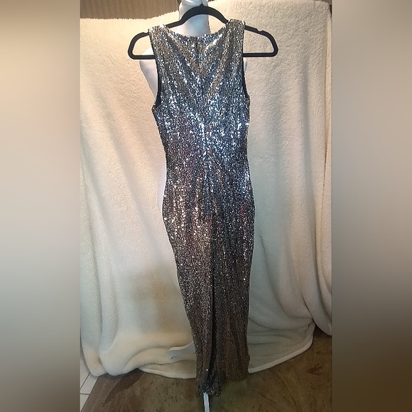 XTaren Silver Sequin Front Slit Maxi Holiday Sparkle Dress Size Small - Picture 6 of 11